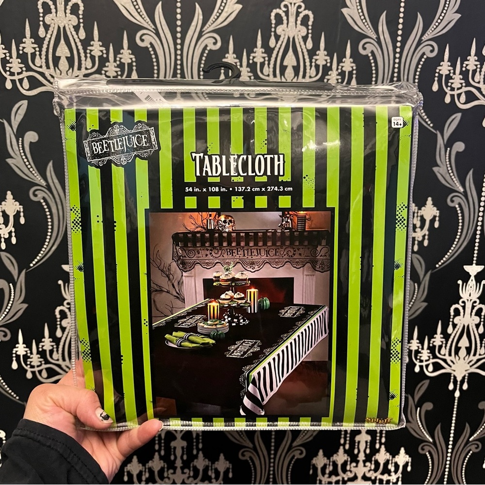 Beetlejuice Striped Tablecloth 108”x54”Licensed Halloween Decor Tim Burton NEW